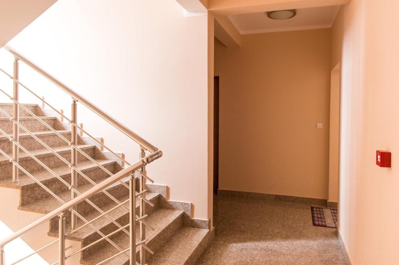 Becici - Andrea Apartman Екстер'єр фото